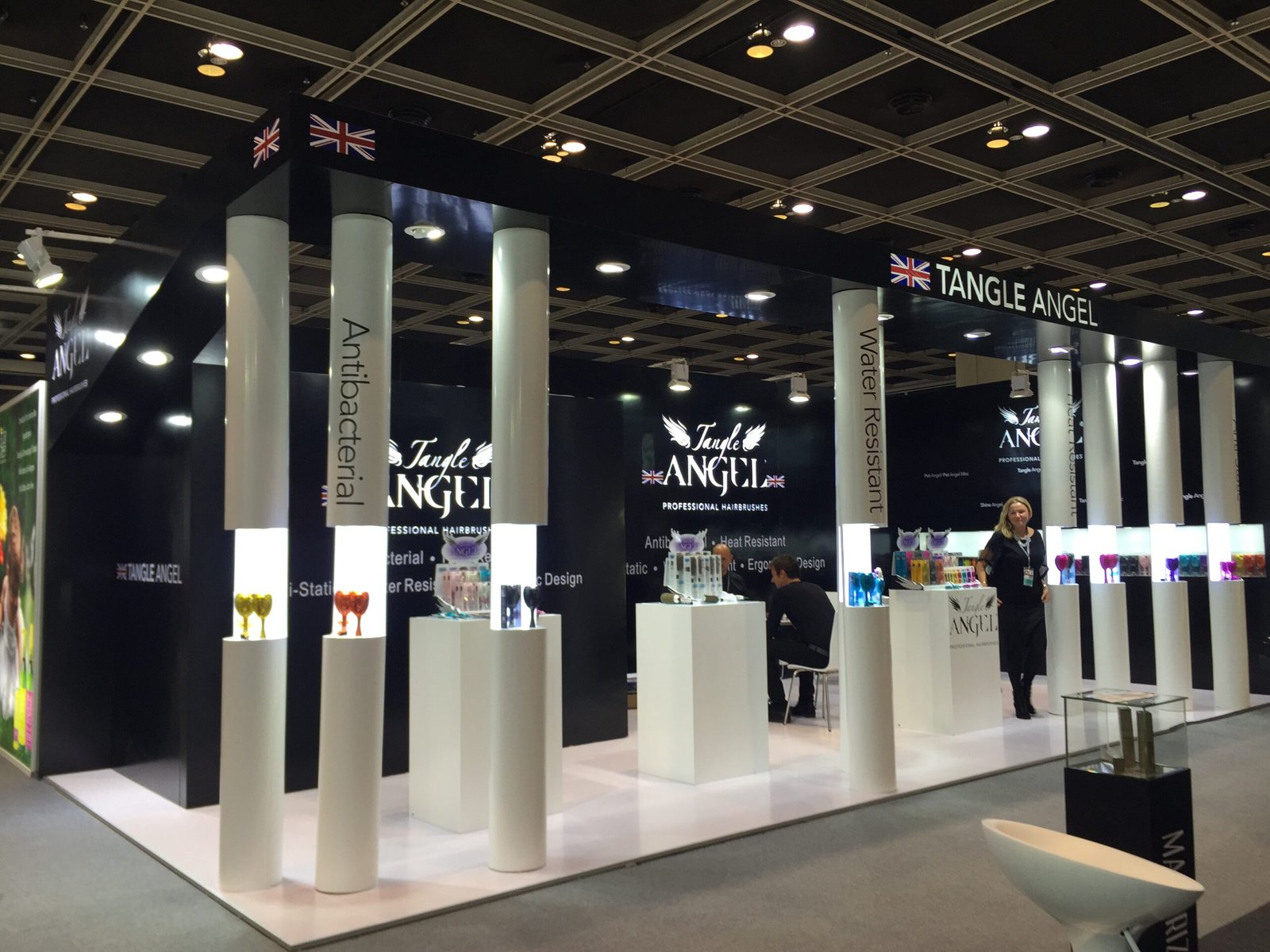 Exhibition Stand Builders for COSMOPROF ASIA in Hong Kong: How to Choose the Best One