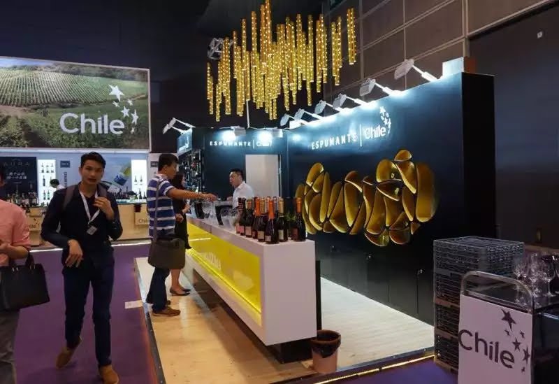 wine of chile pavilion expo stand construction in vinexpo hongkong 2